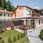 Apartman Gotar With Garden Kobarid