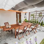 Apartman Gotar With Garden
