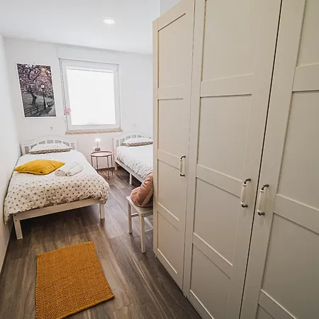 Lägenhet Gotar With Garden *