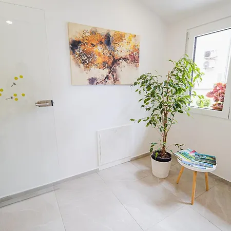 Lägenhet Gotar With Garden