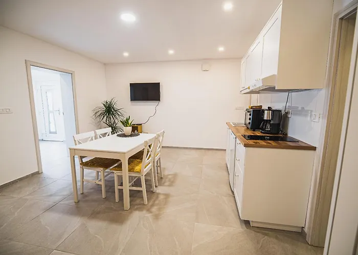 Gotar With Garden Apartamento